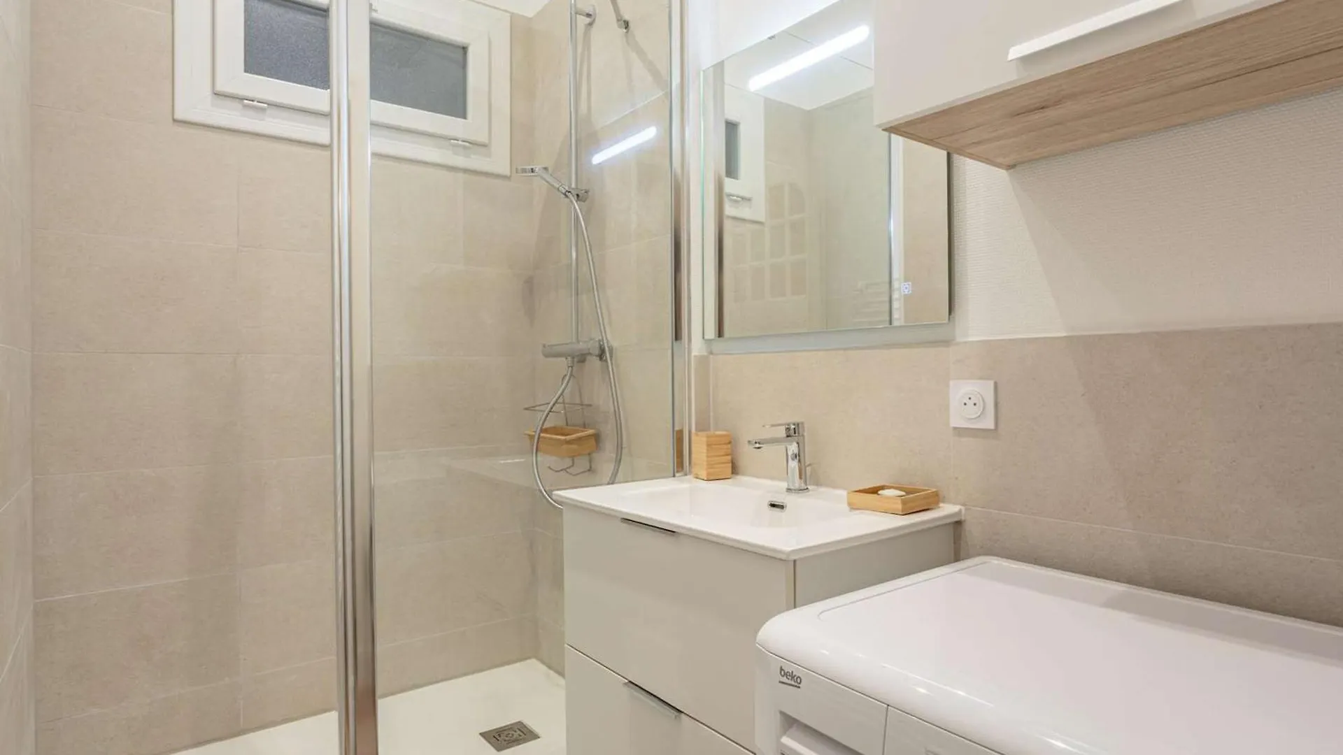 Appartement Renove Pour 4 Pers En Centre De Biarritz A 250M De La Plage - Fr-1-3-581 Apartment